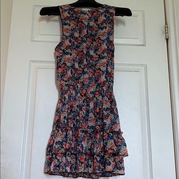 Floral dress - Picture 2 of 6